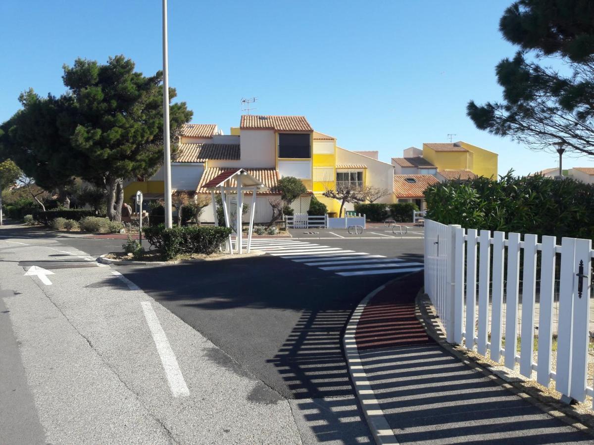 Charmant T2, Cabine, Parking, Les Balcons De La Mediterranee, Narbonne Plage Buitenkant foto